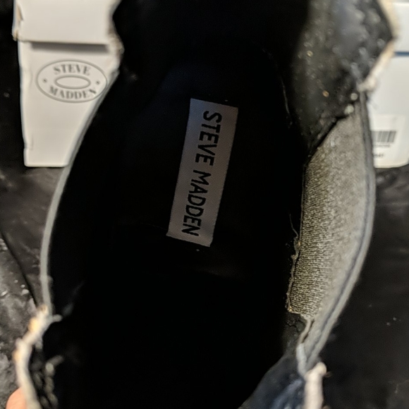 **Sold** NWT Steve Madden "Patricia-L" booties - Picture 7 of 8